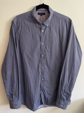 TED BAKER- men’s size 5 Button-down collar dress shirt